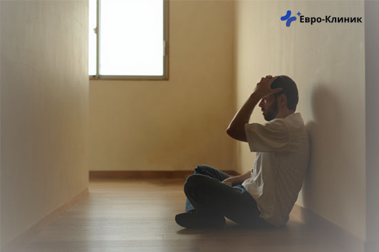 У мужчины синдром Туретта